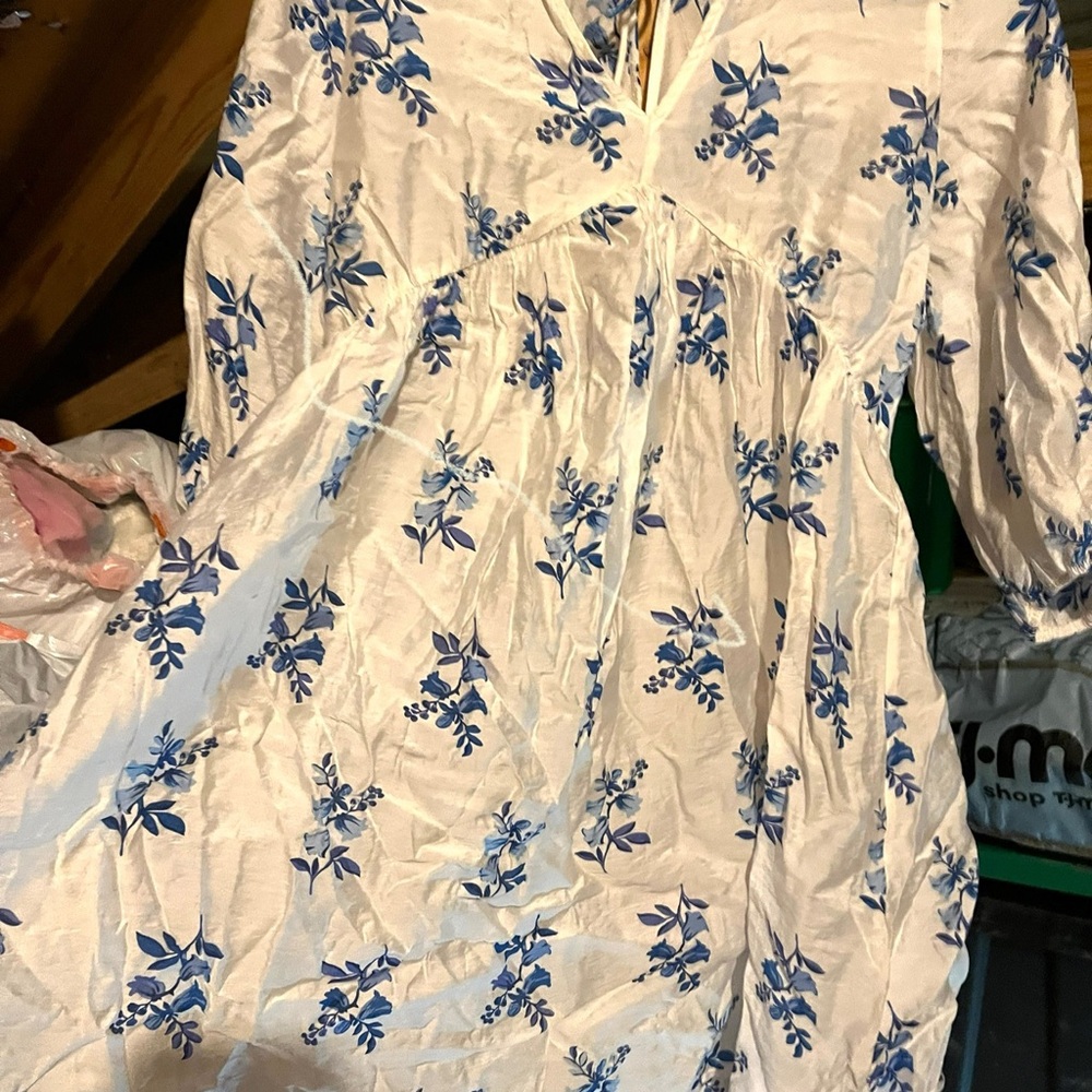 H&M White and Blue Floral Midi Dress